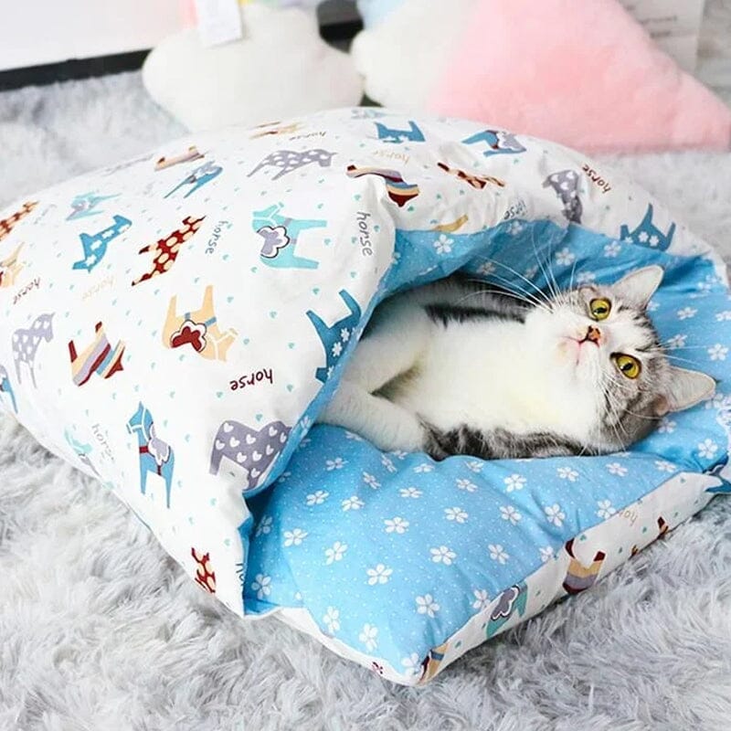 Movable Winter Warm Cat House
